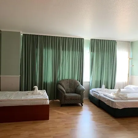 A 57 Longerich 10 Min Zum Zentrum Penzion