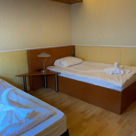 Penzion A 57 Longerich 10 Min Zum Zentrum *