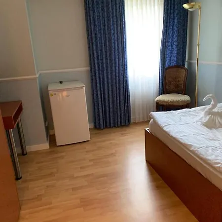 Penzion A 57 Longerich 10 Min Zum Zentrum Kolín nad Rýnem