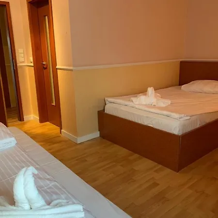 A 57 Longerich 10 Min Zum Zentrum Penzion *