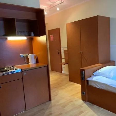 Guest house A 57 Longerich 10 Min Zum Zentrum *