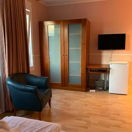 Guest house A 57 Longerich 10 Min Zum Zentrum *